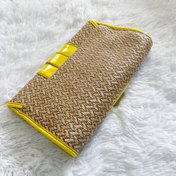 Chinese Laundry Yellow & Tan Clutch NWT - Picture 5 of 7